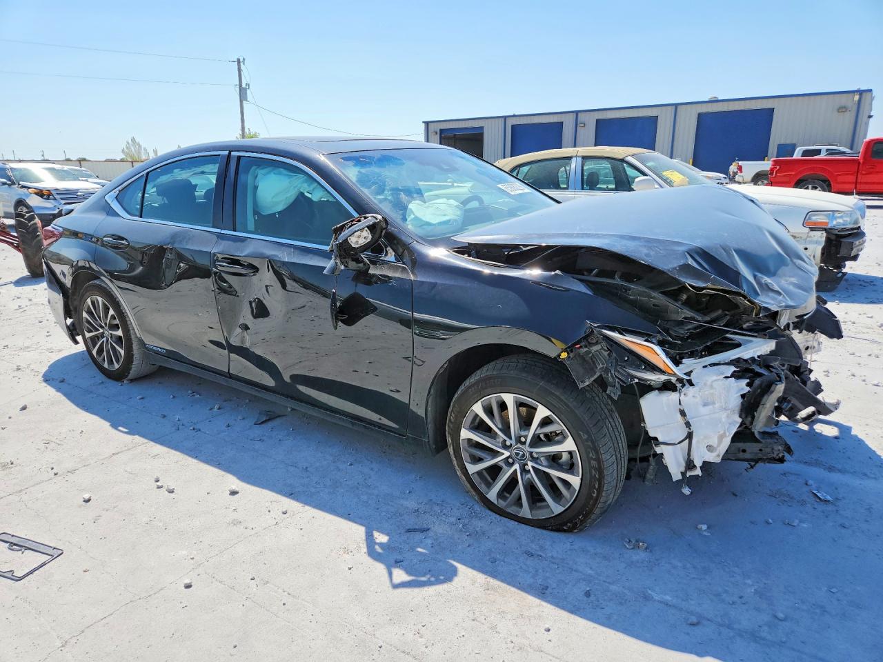 2022 LEXUS ES 300H BASE — снимка 4