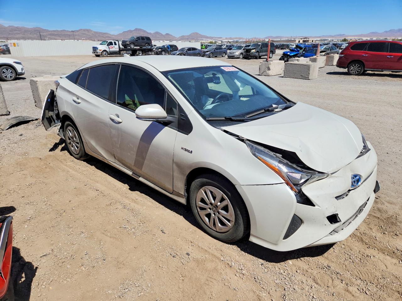 2016 TOYOTA PRIUS TWO — снимка 4