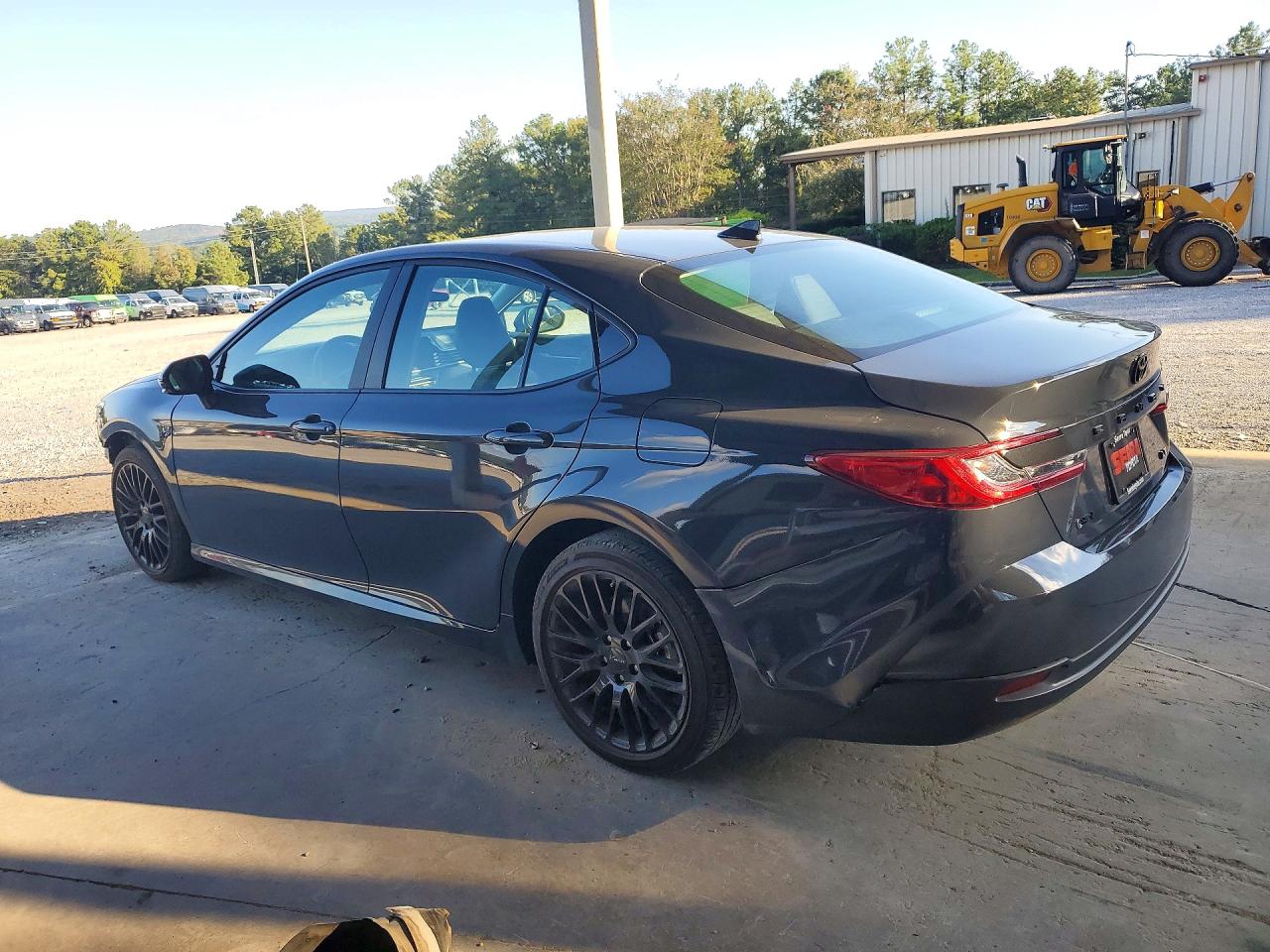2026 TOYOTA CAMRY LE — photo 2