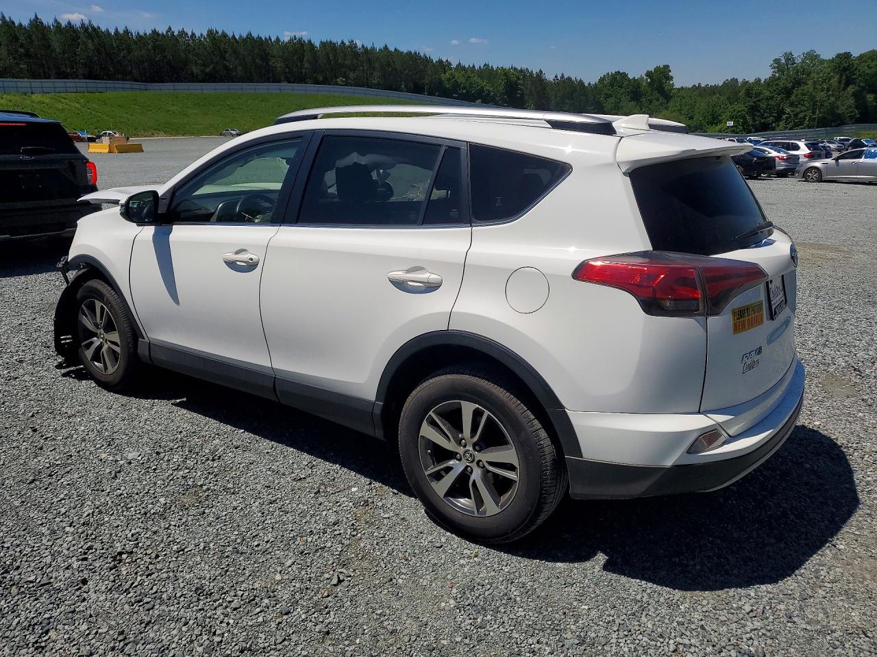 2018 TOYOTA RAV4 XLE — снимка 2