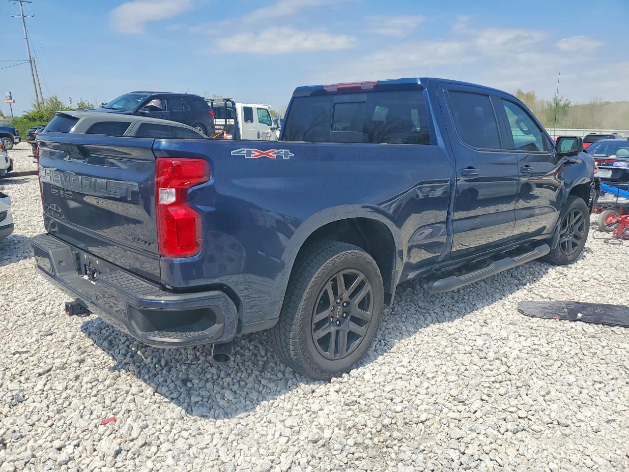 2022 CHEVROLET SILVERADO K1500 RST — снимка 3