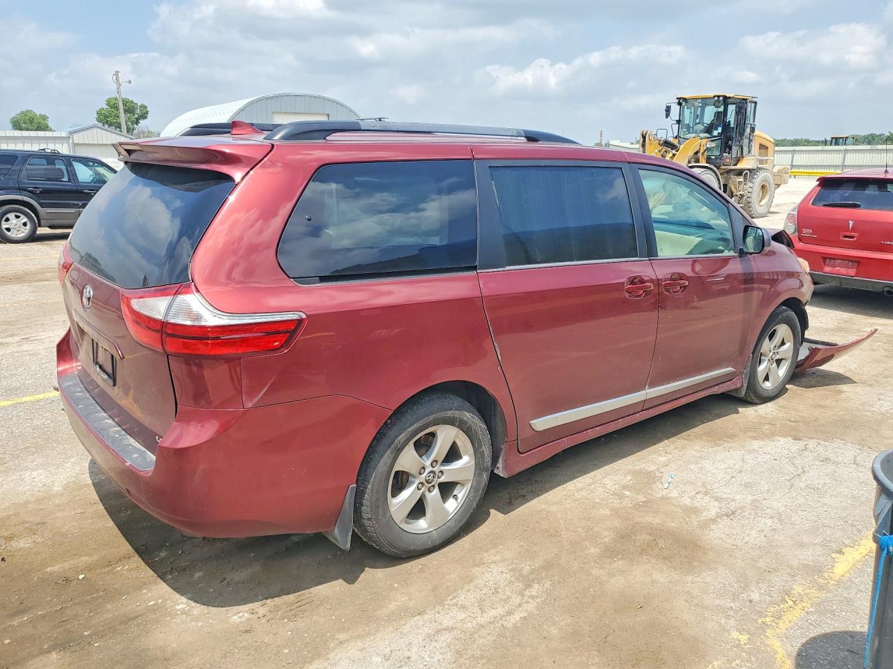 2018 TOYOTA SIENNA LE — снимка 3