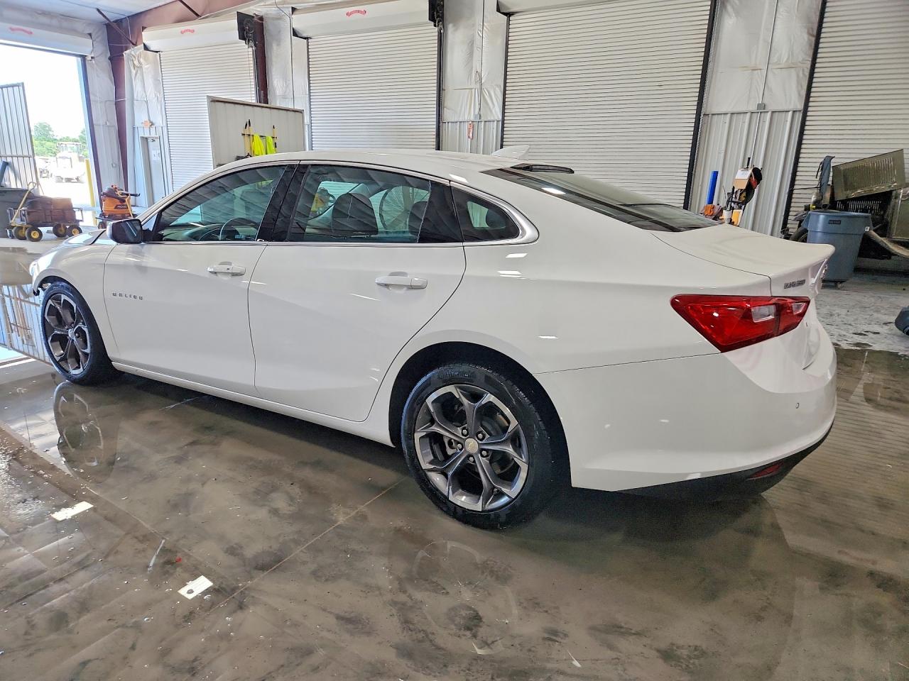 2024 CHEVROLET MALIBU LT — снимка 2
