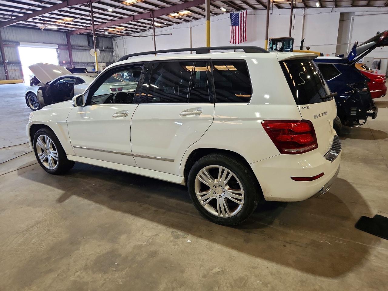 2015 MERCEDES-BENZ GLK 350 — снимка 2