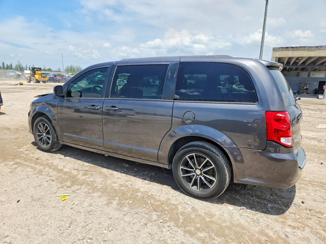 2019 DODGE GRAND CARAVAN GT — снимка 2