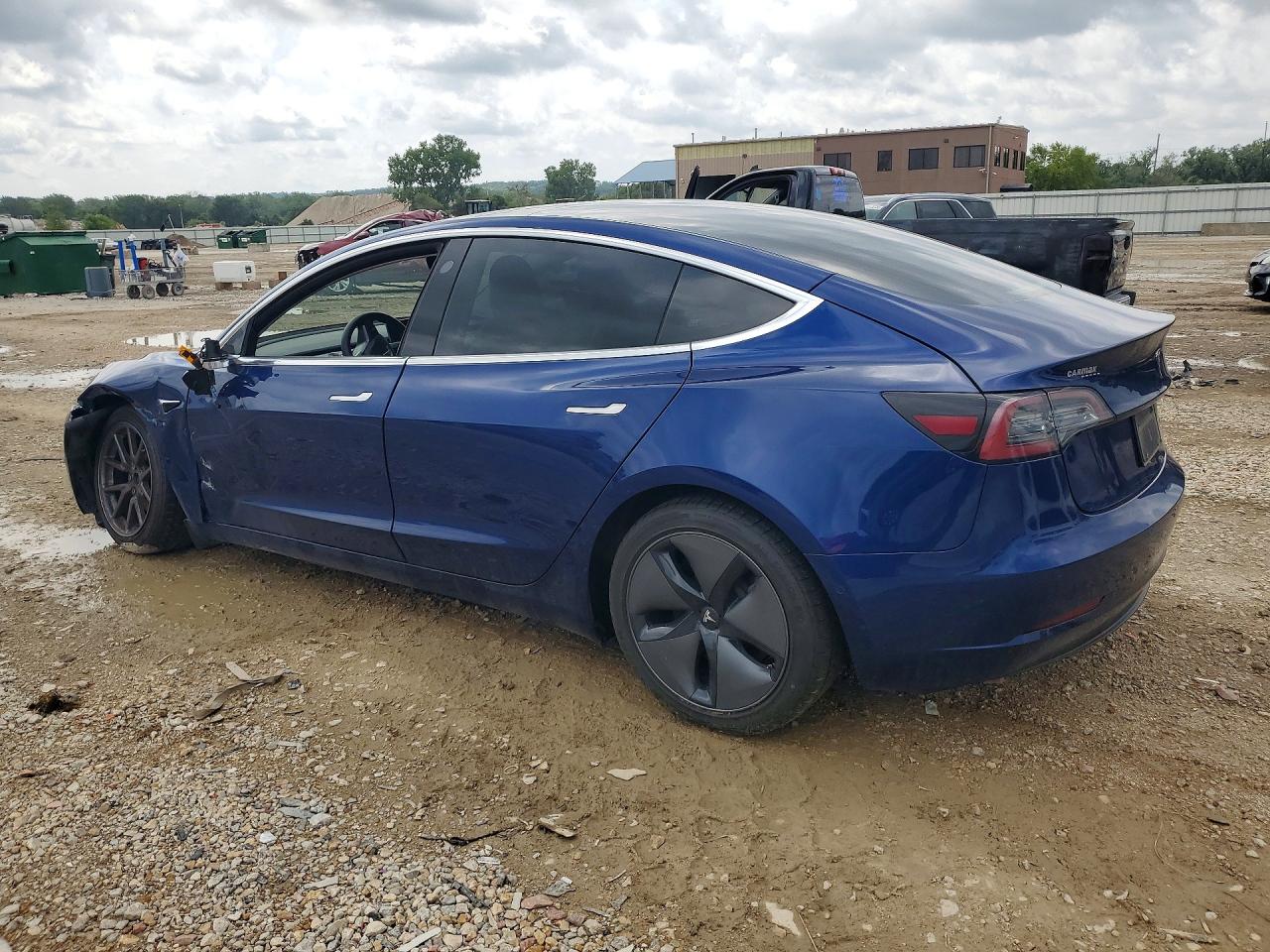 2020 TESLA MODEL 3 — снимка 2