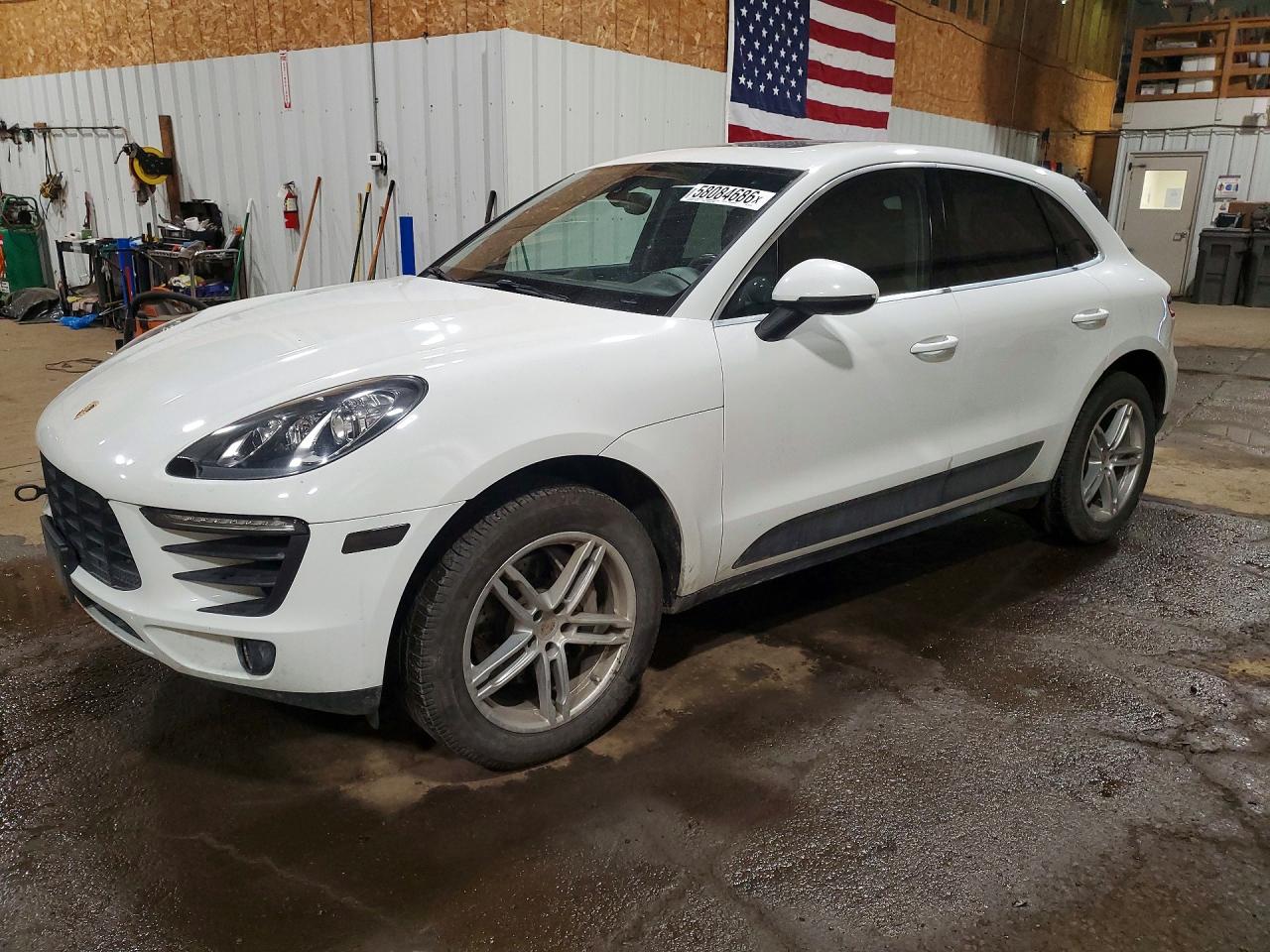 2015 PORSCHE MACAN S