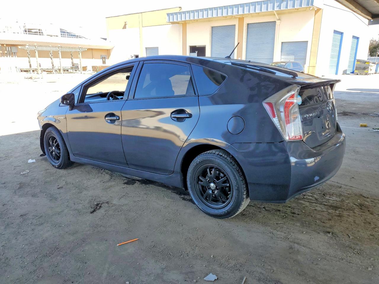 2015 TOYOTA PRIUS TWO — снимка 2
