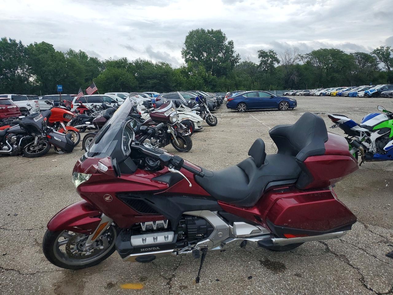2019 HONDA GL1800 — снимка 3