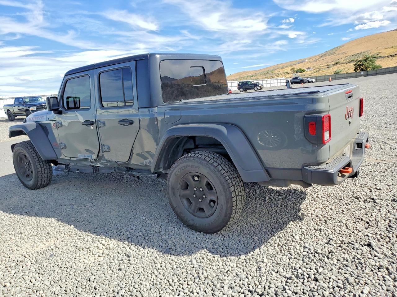 2021 JEEP GLADIATOR MOJAVE — снимка 2