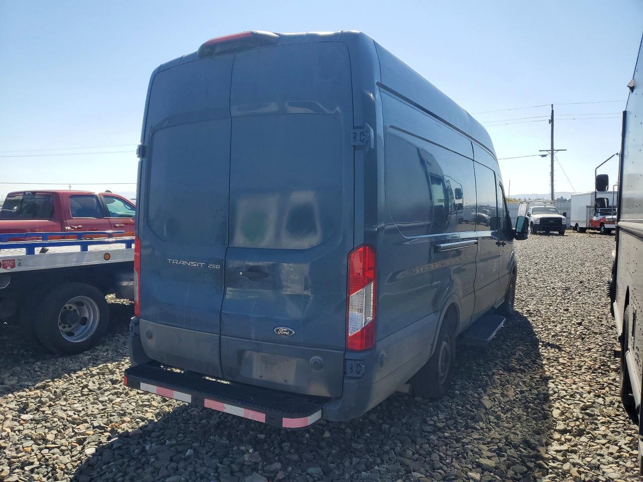 2020 FORD TRANSIT T-250 — снимка 3
