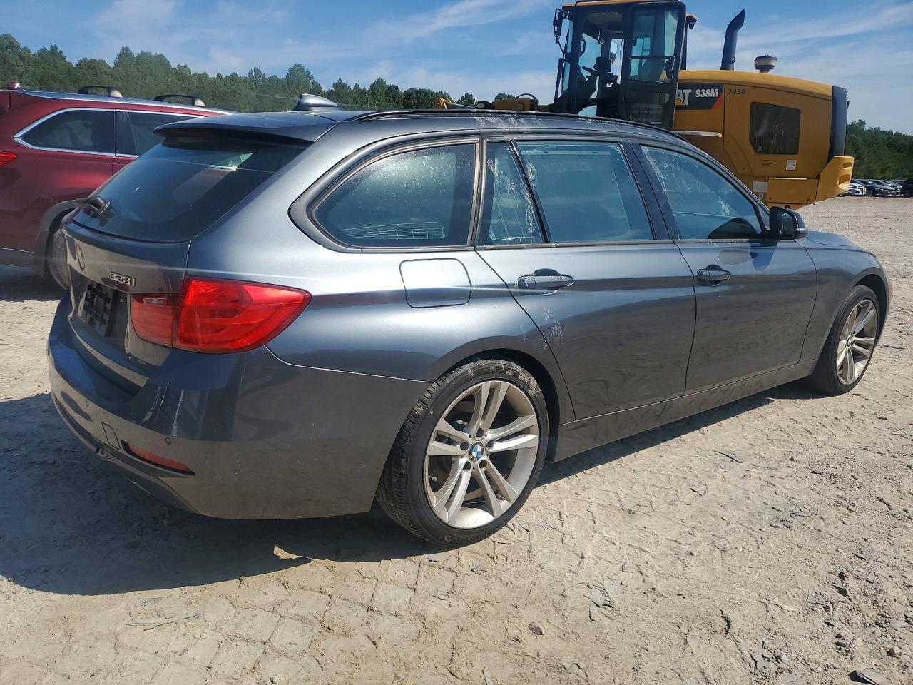 2014 BMW 328 XI — снимка 3
