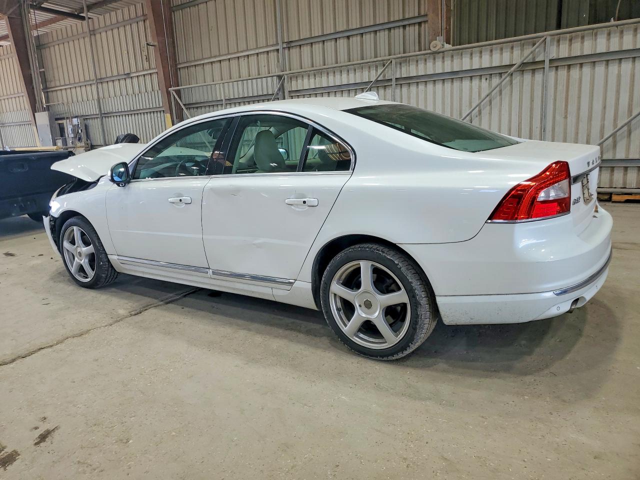 2015 VOLVO S80 PREMIER+ — снимка 2