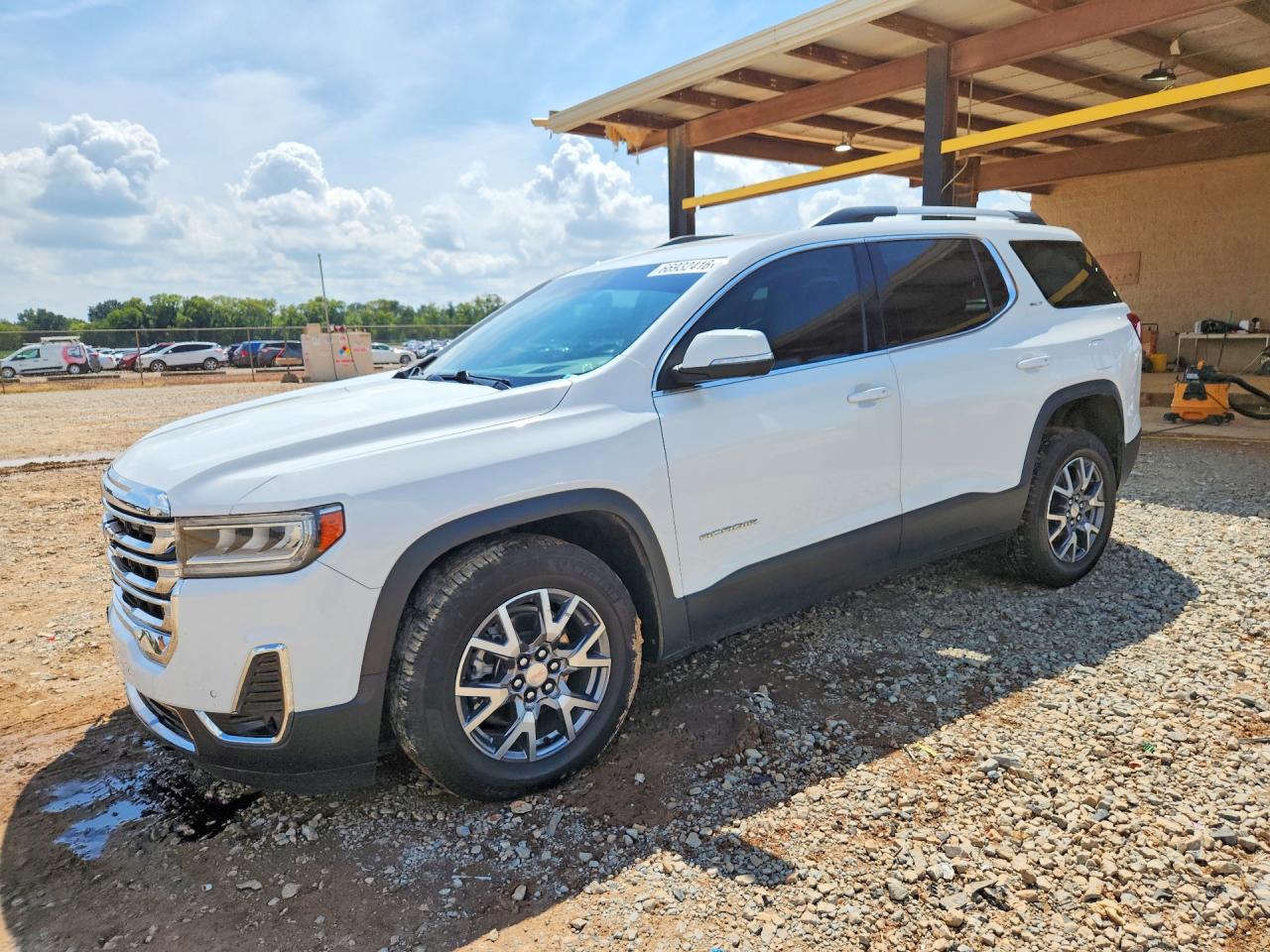 2023 GMC ACADIA SLT