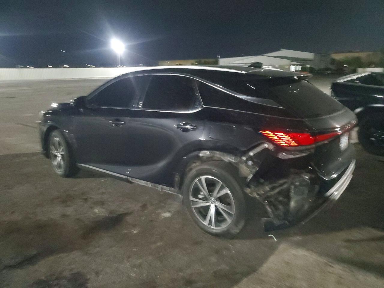2023 LEXUS RX 350 PREMIUM — снимка 2