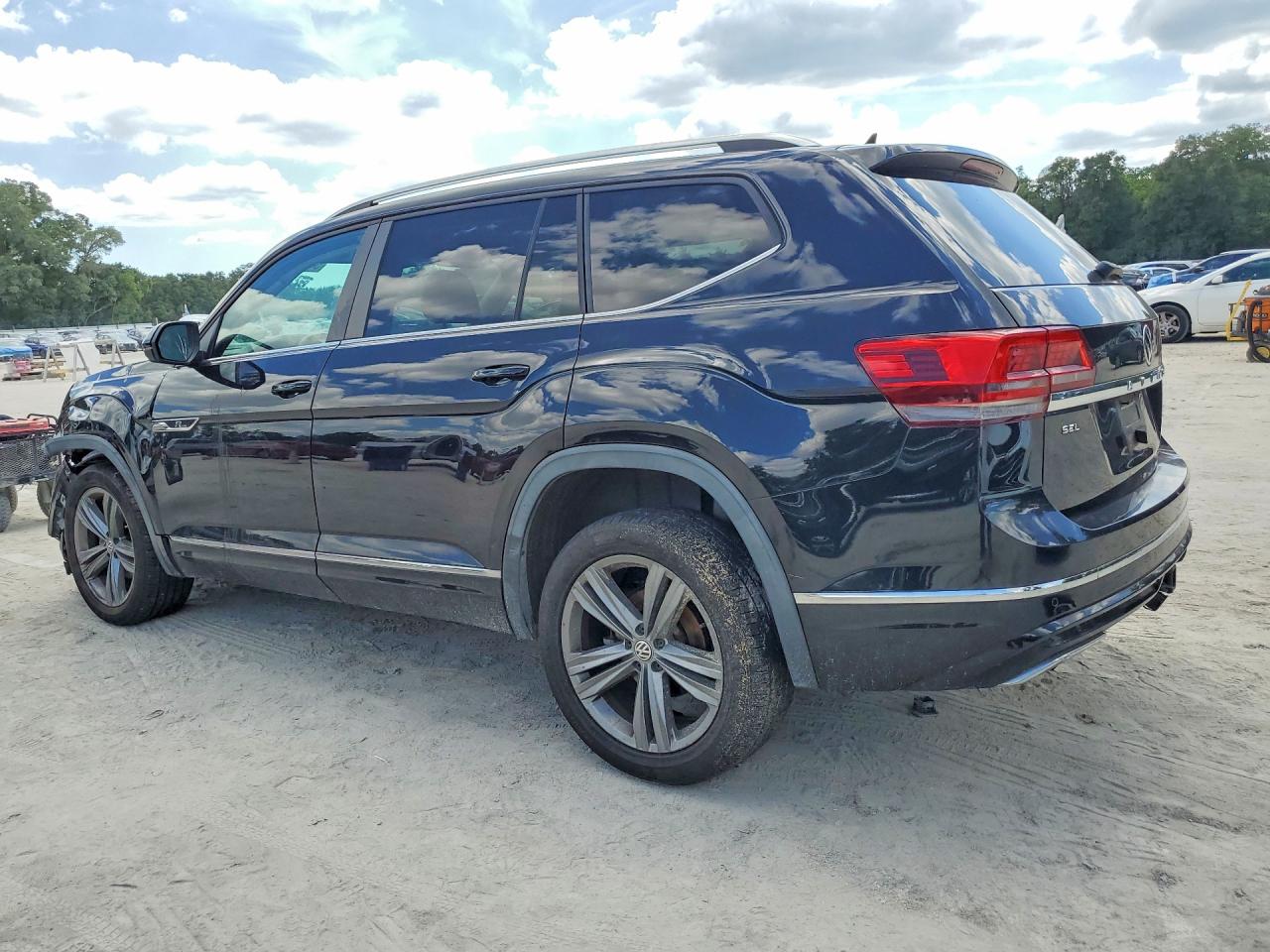 2020 VOLKSWAGEN ATLAS SEL R-LINE — снимка 2