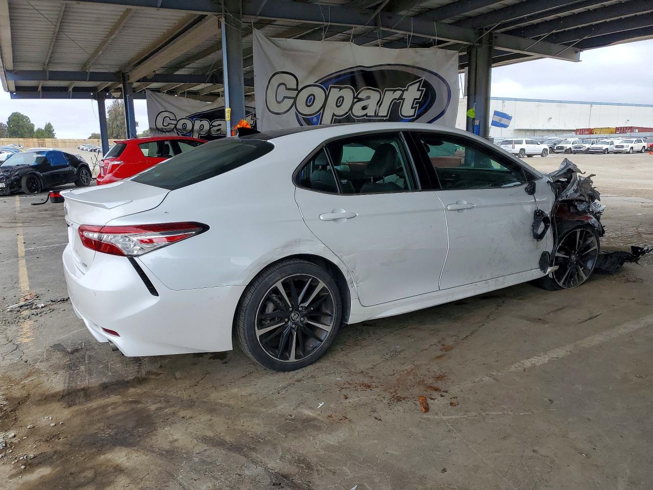 2018 TOYOTA CAMRY XSE — снимка 3