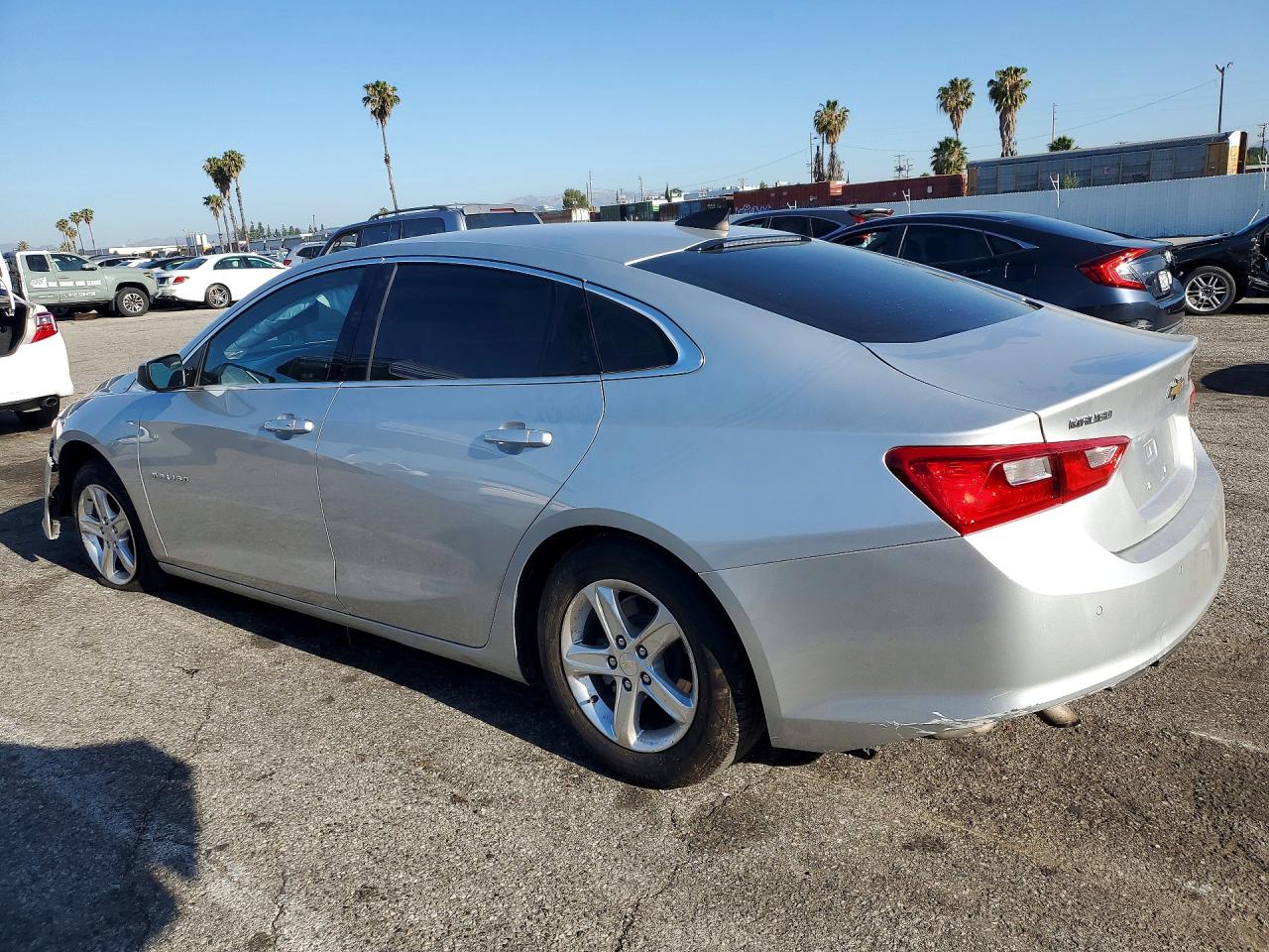 2021 CHEVROLET MALIBU LS — снимка 2