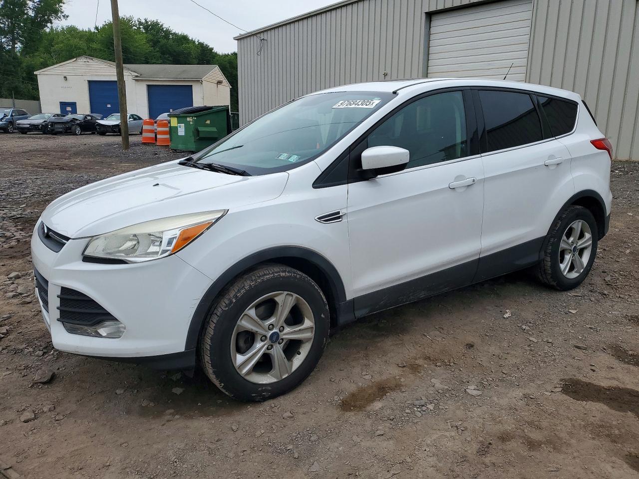 2016 FORD ESCAPE SE