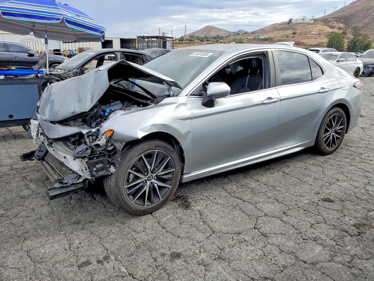 2021 TOYOTA CAMRY SE