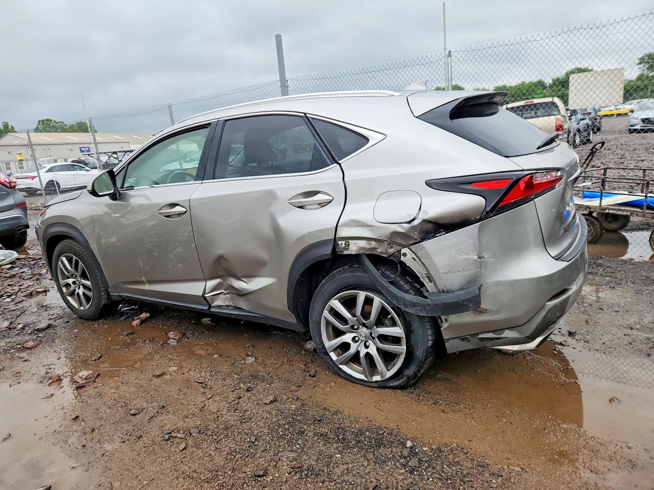 2015 LEXUS NX 200T — снимка 2