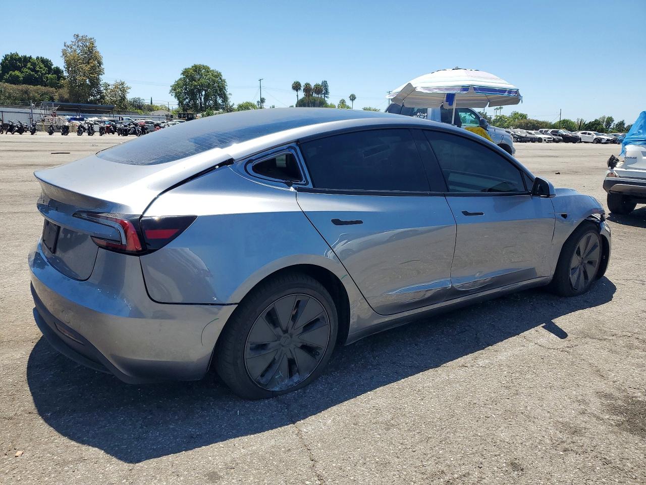 2026 TESLA MODEL 3 — снимка 3