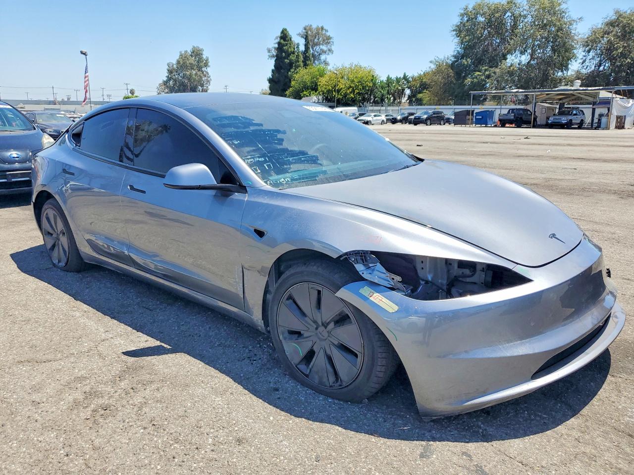 2026 TESLA MODEL 3 — снимка 4