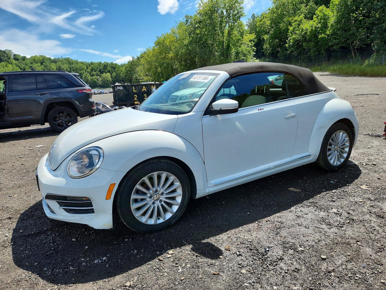 2019 VOLKSWAGEN BEETLE S