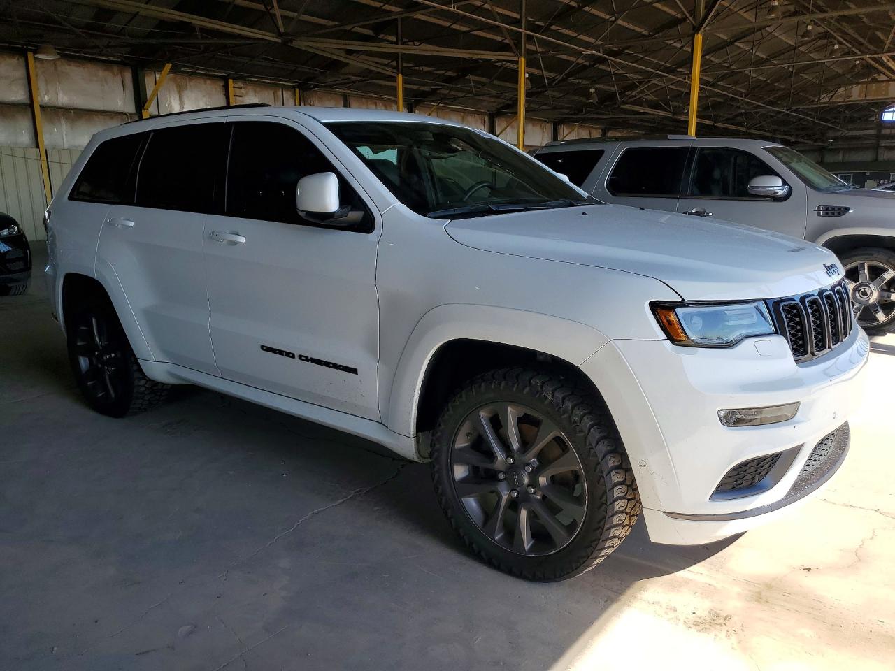 2019 JEEP GRAND CHEROKEE OVERLAND — снимка 4