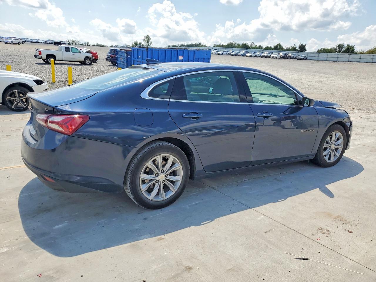 2021 CHEVROLET MALIBU LT — снимка 3