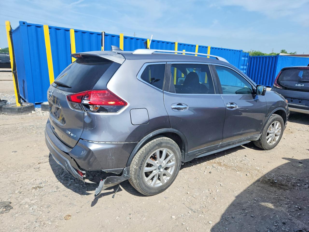 2017 NISSAN ROGUE SV — снимка 3