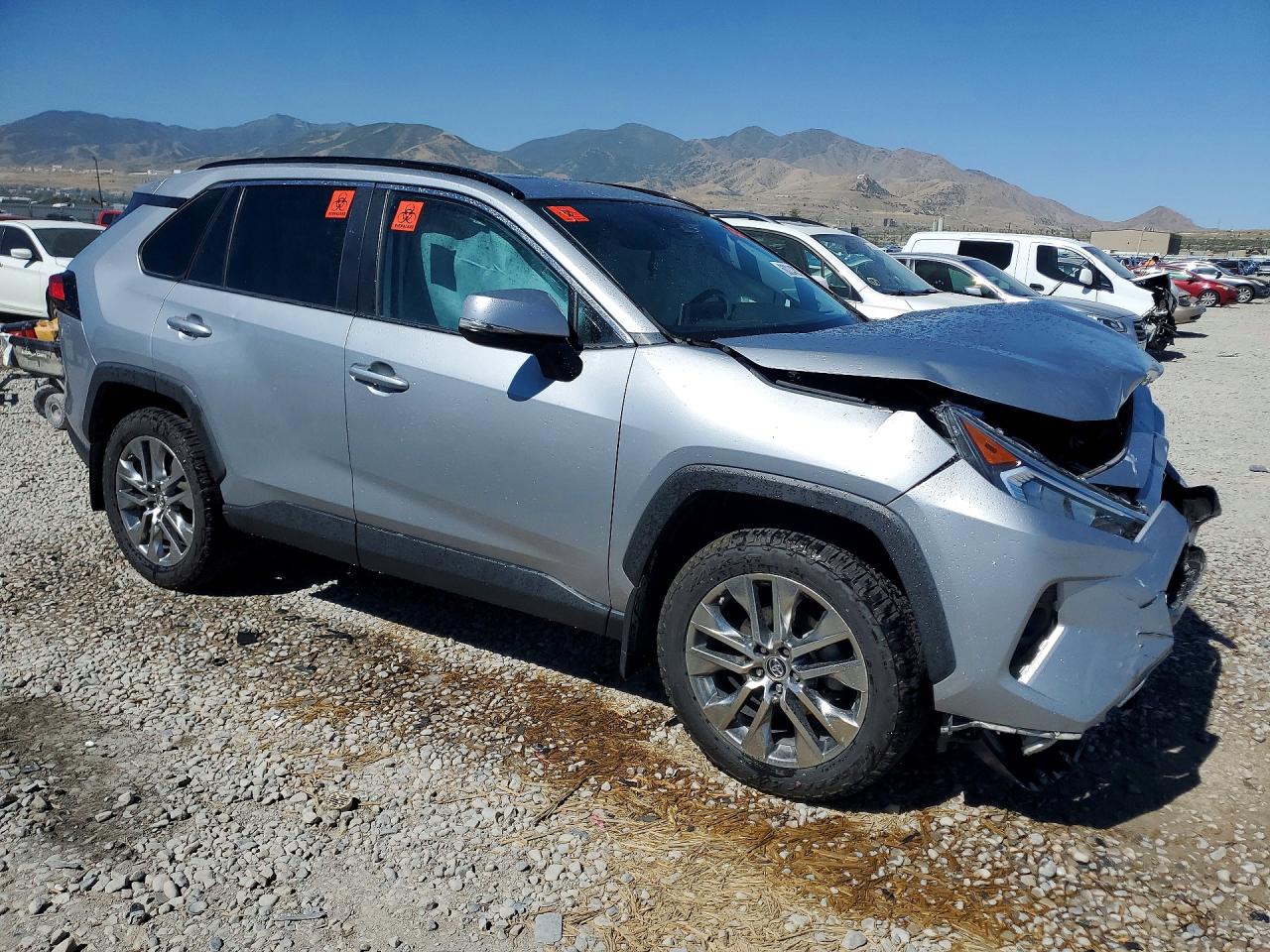 2019 TOYOTA RAV4 XLE PREMIUM — снимка 4