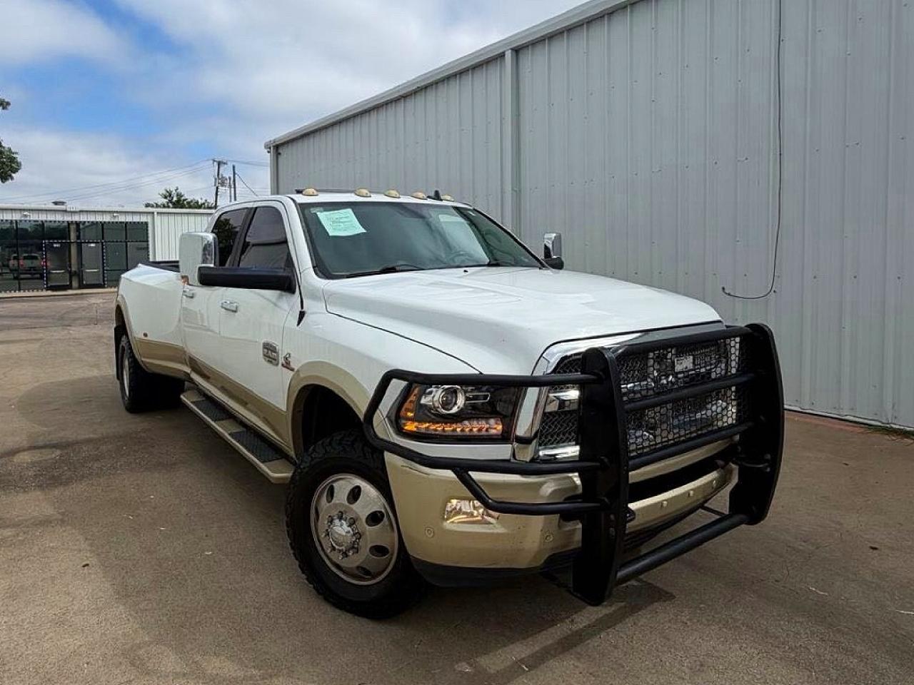 2016 RAM 3500 LONGHORN