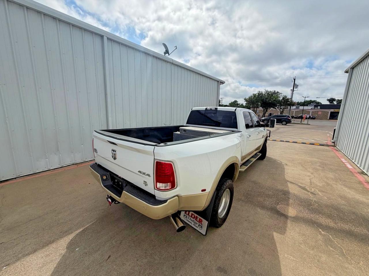 2016 RAM 3500 LONGHORN — снимка 4