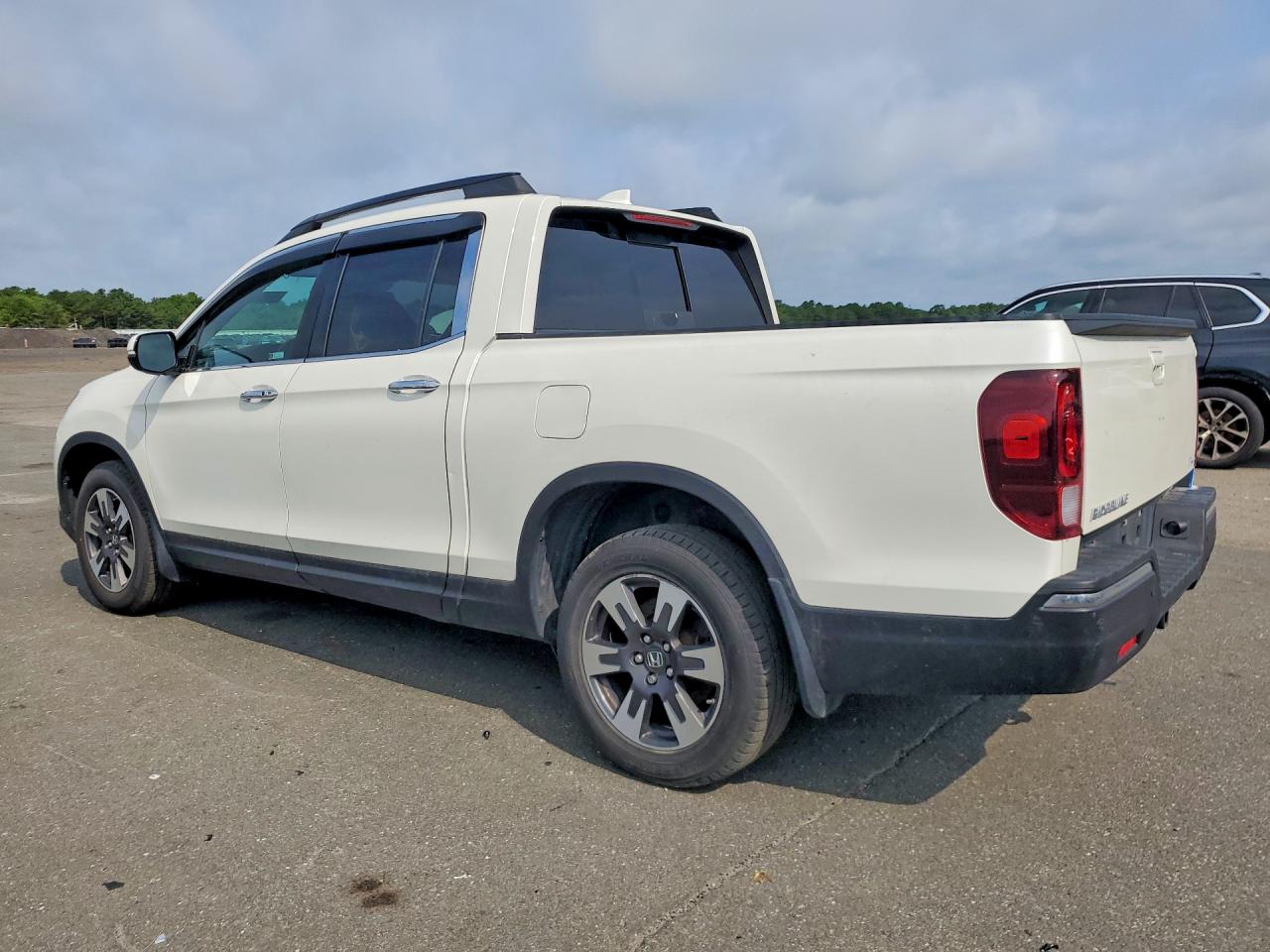 2019 HONDA RIDGELINE RTL — снимка 2