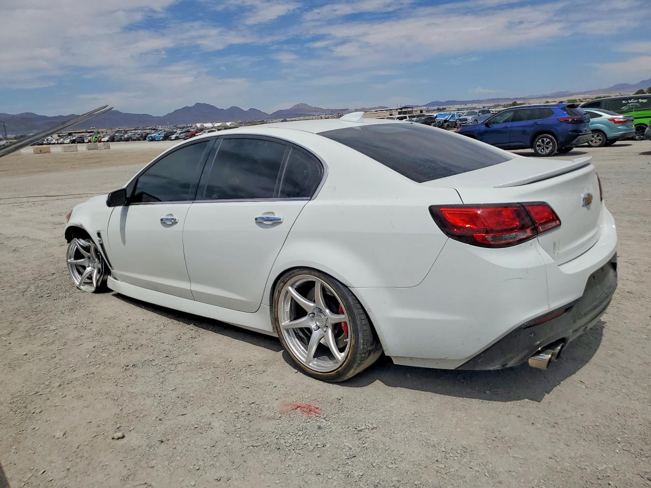 2017 CHEVROLET SS — снимка 2