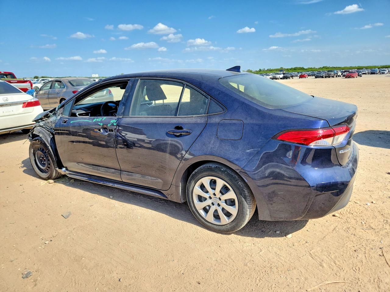 2025 TOYOTA COROLLA HYBRID LE — снимка 2