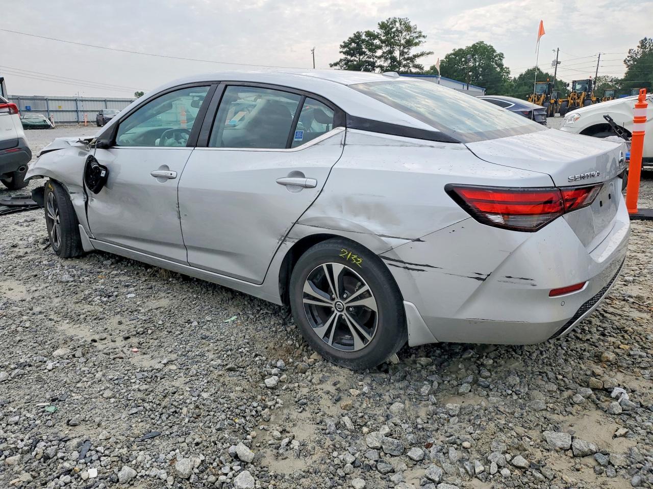 2020 NISSAN SENTRA SV — снимка 2