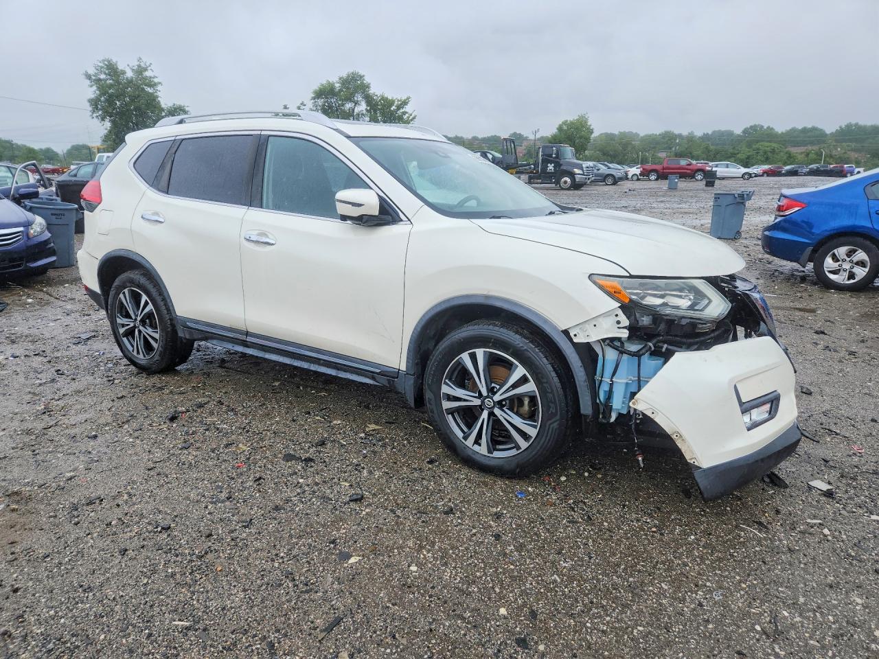 2017 NISSAN ROGUE SL — снимка 4