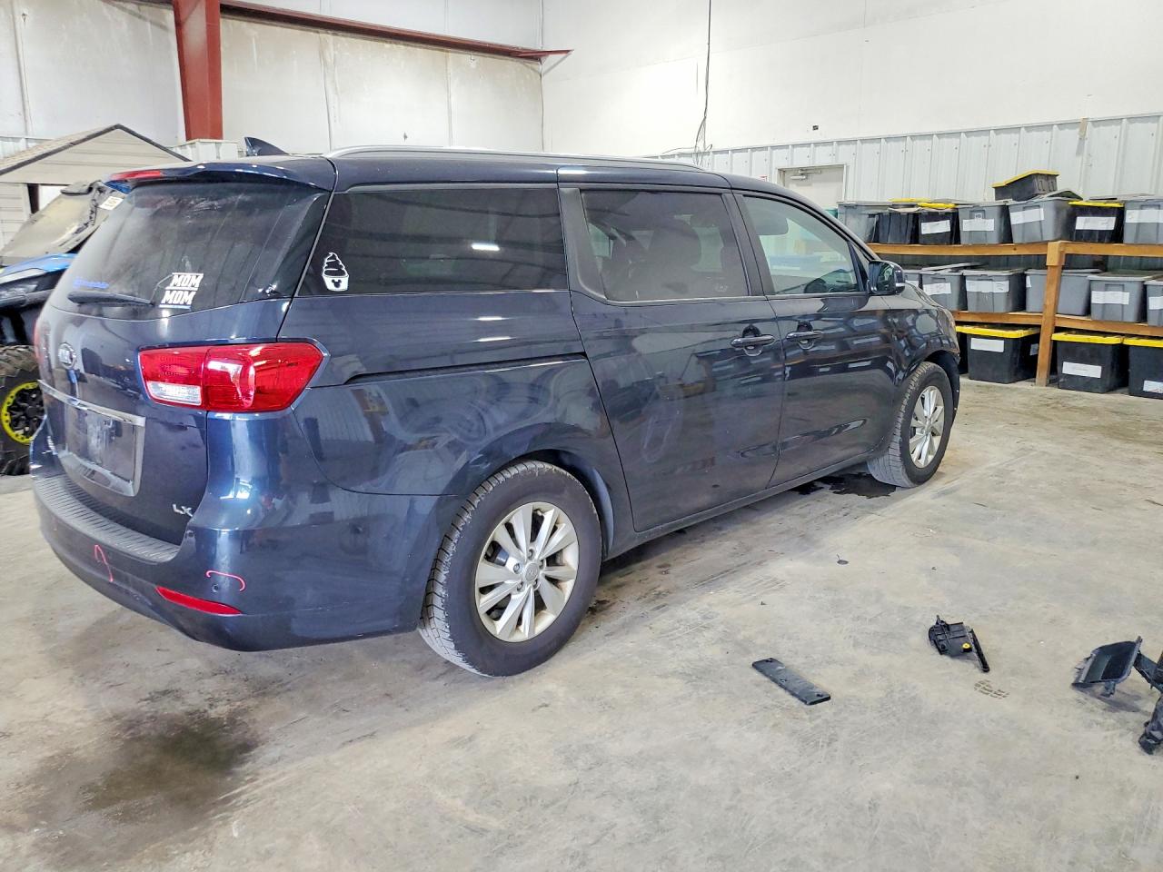 2016 KIA SEDONA LX — снимка 2
