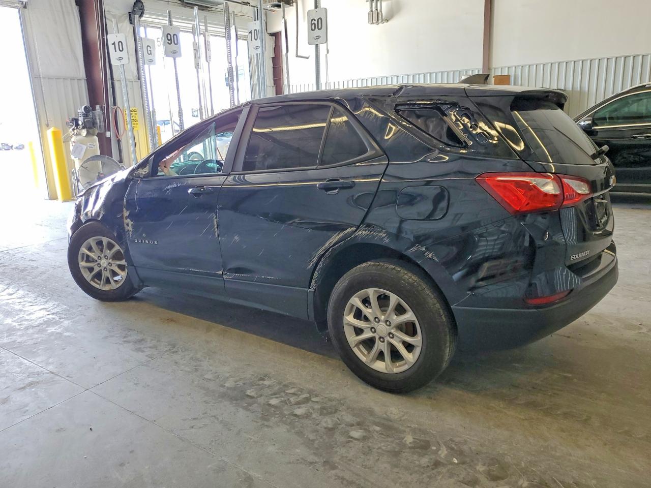 2021 CHEVROLET EQUINOX LS — снимка 2