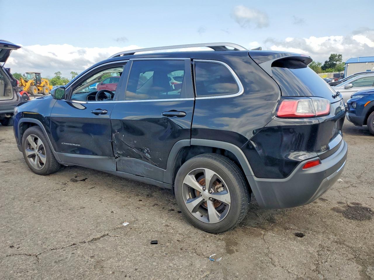2020 JEEP CHEROKEE LIMITED — снимка 2