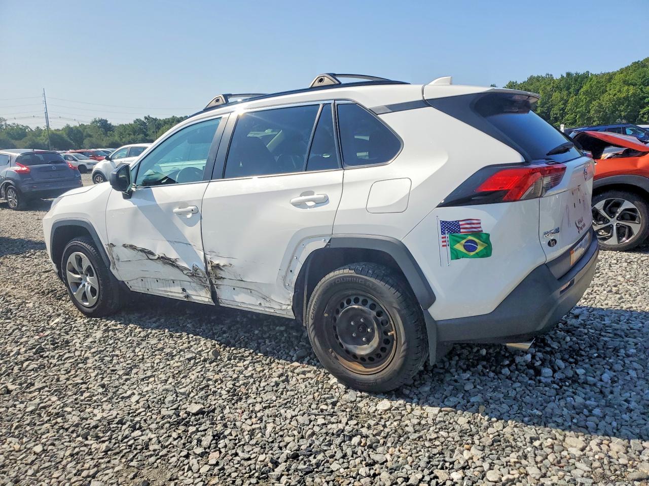 2020 TOYOTA RAV4 LE — снимка 2