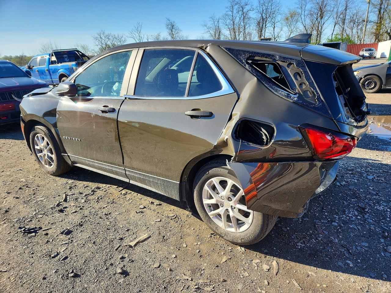 2023 CHEVROLET EQUINOX LT — снимка 2