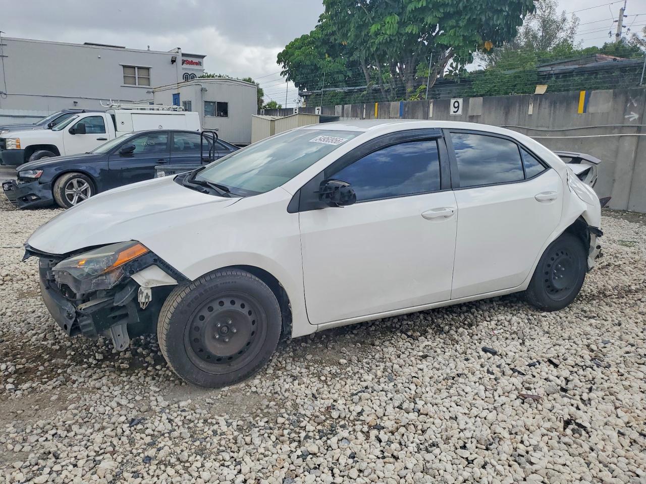 2018 TOYOTA COROLLA LE