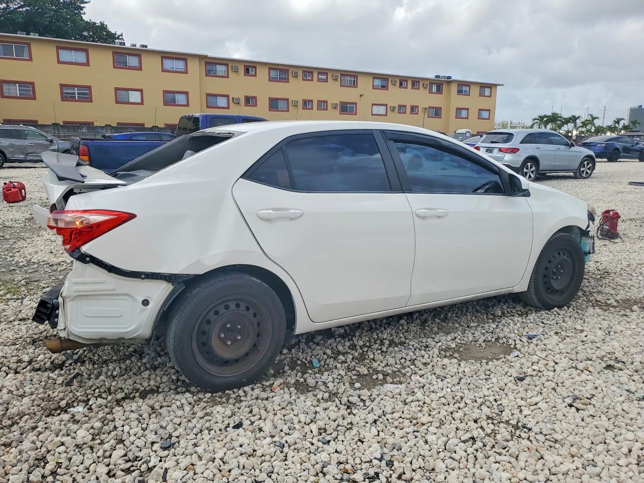 2018 TOYOTA COROLLA LE — снимка 3