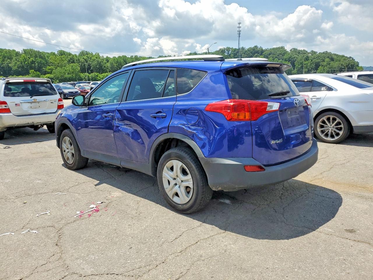 2015 TOYOTA RAV4 LE — снимка 4