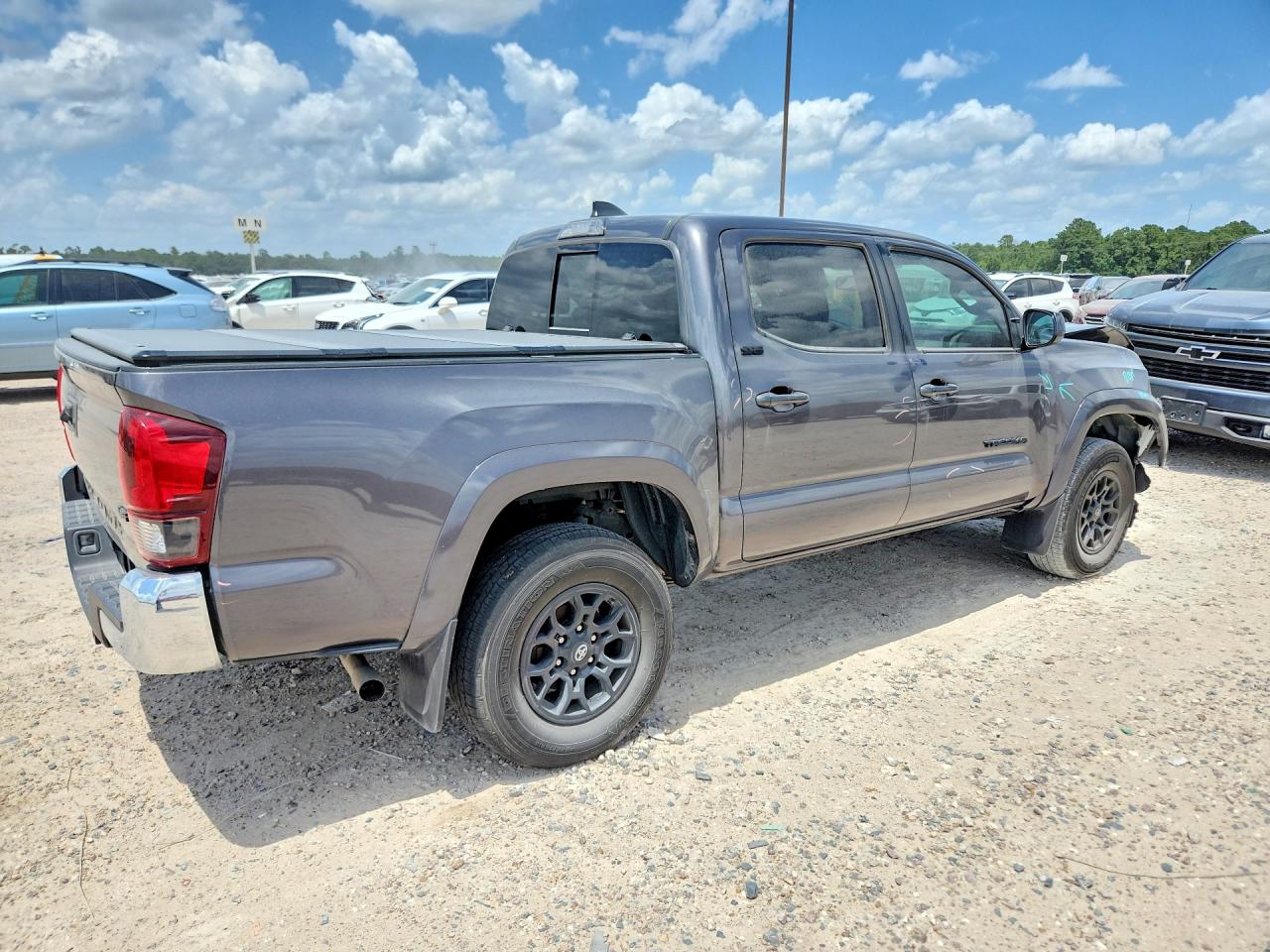 2020 TOYOTA TACOMA SR5 V6 — снимка 3