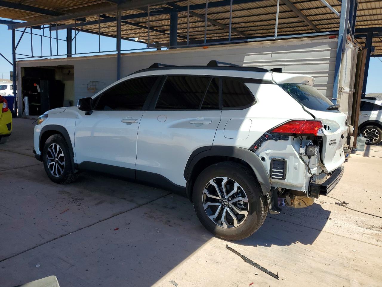 2025 TOYOTA COROLLA CROSS HYBRID SE — снимка 2