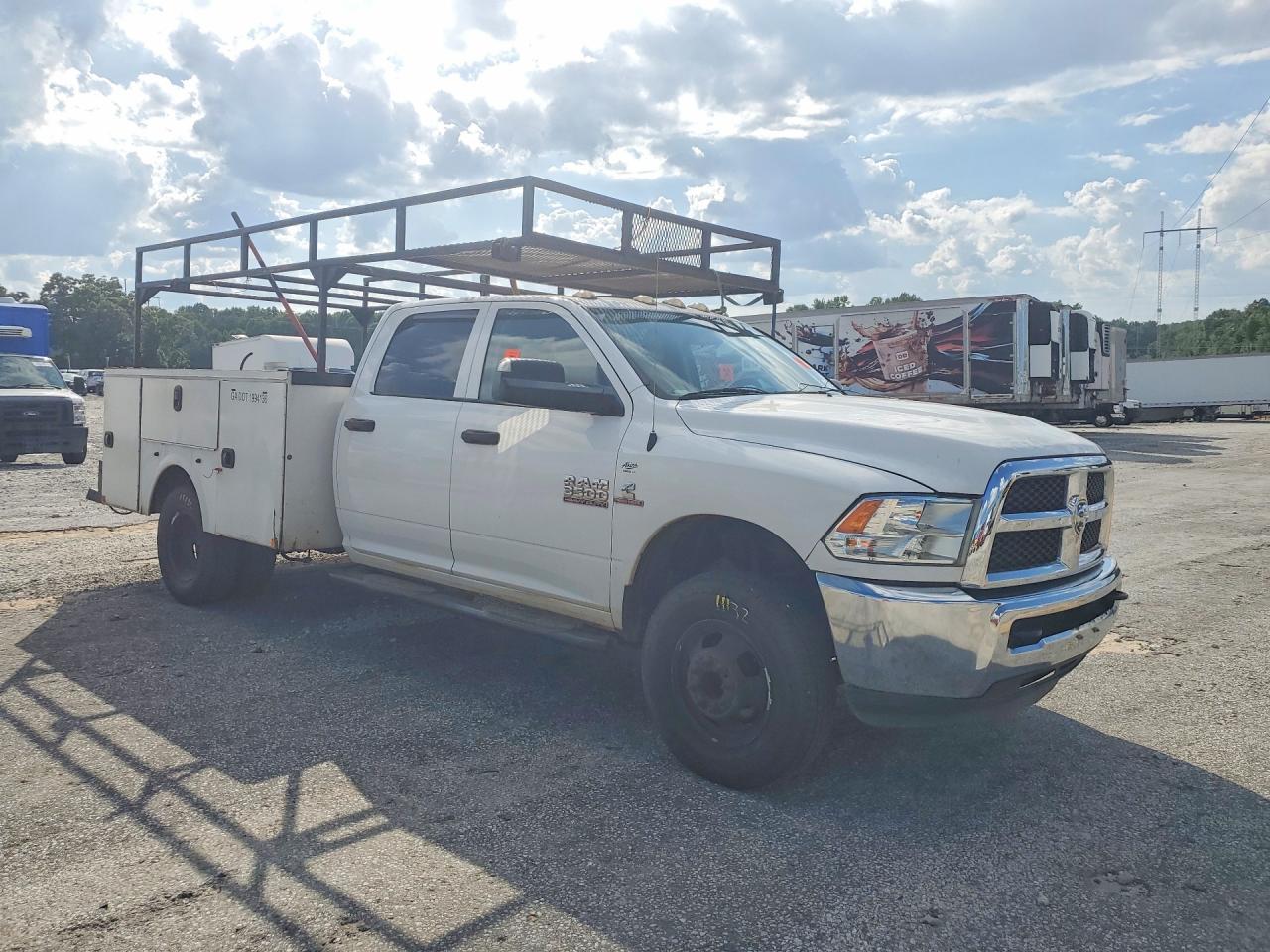 2015 RAM 3500 — снимка 4